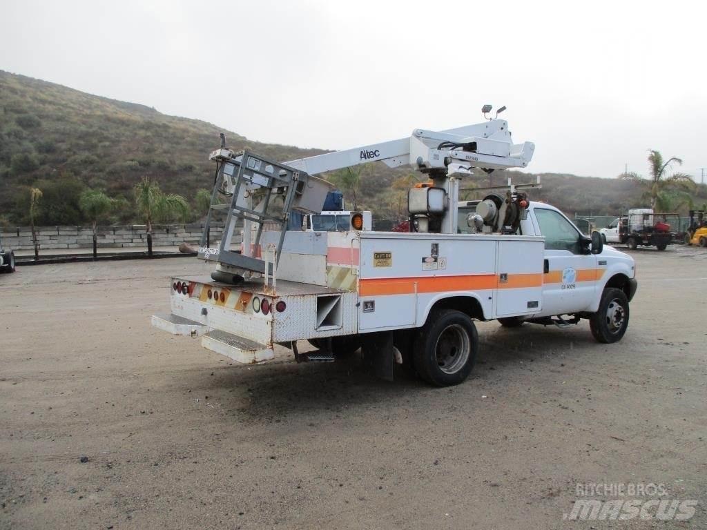 Ford F-550 Auto korpe