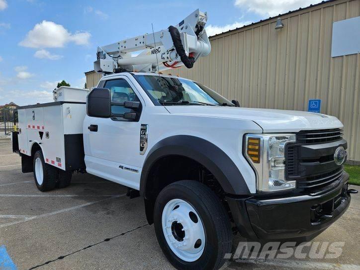 Ford F-550 Auto korpe