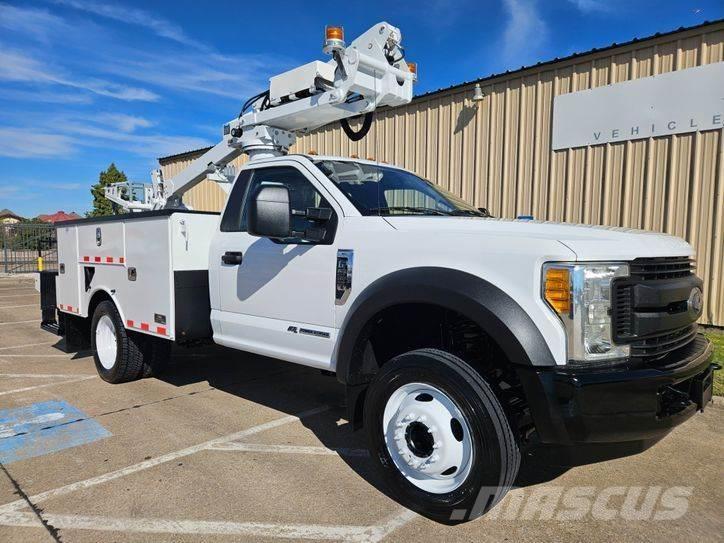 Ford F-550 Auto korpe