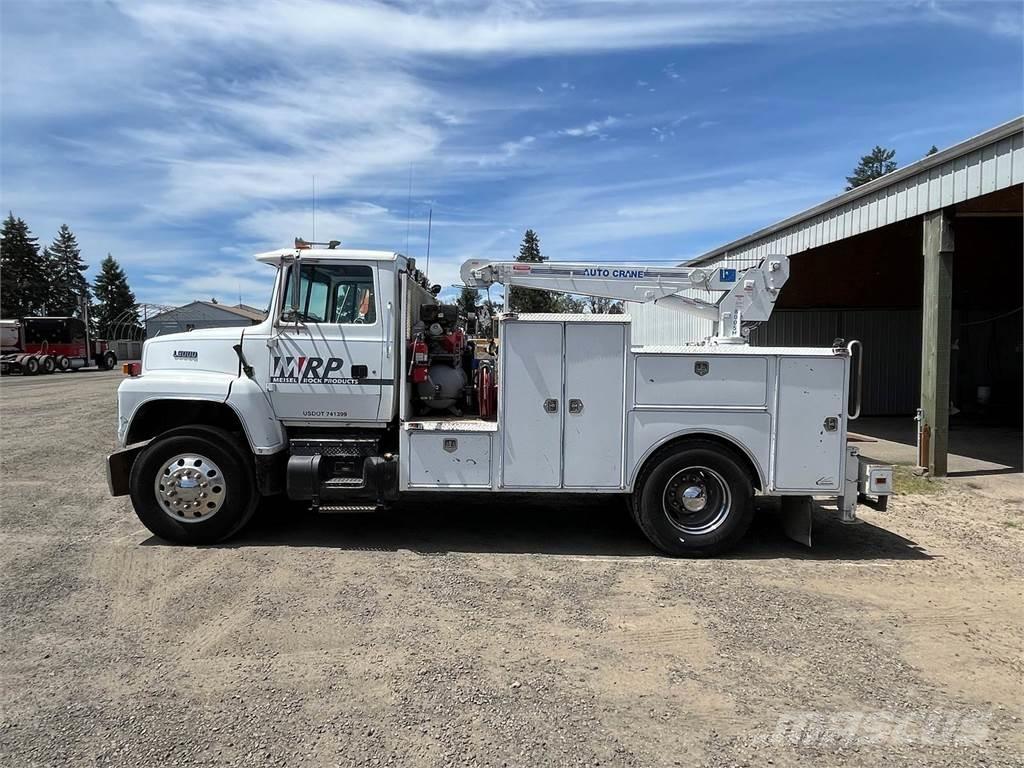 Ford L8000 Komunalna vozila za opštu namenu