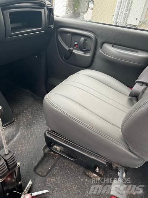 GMC C7500 Kamioni za piljevinu