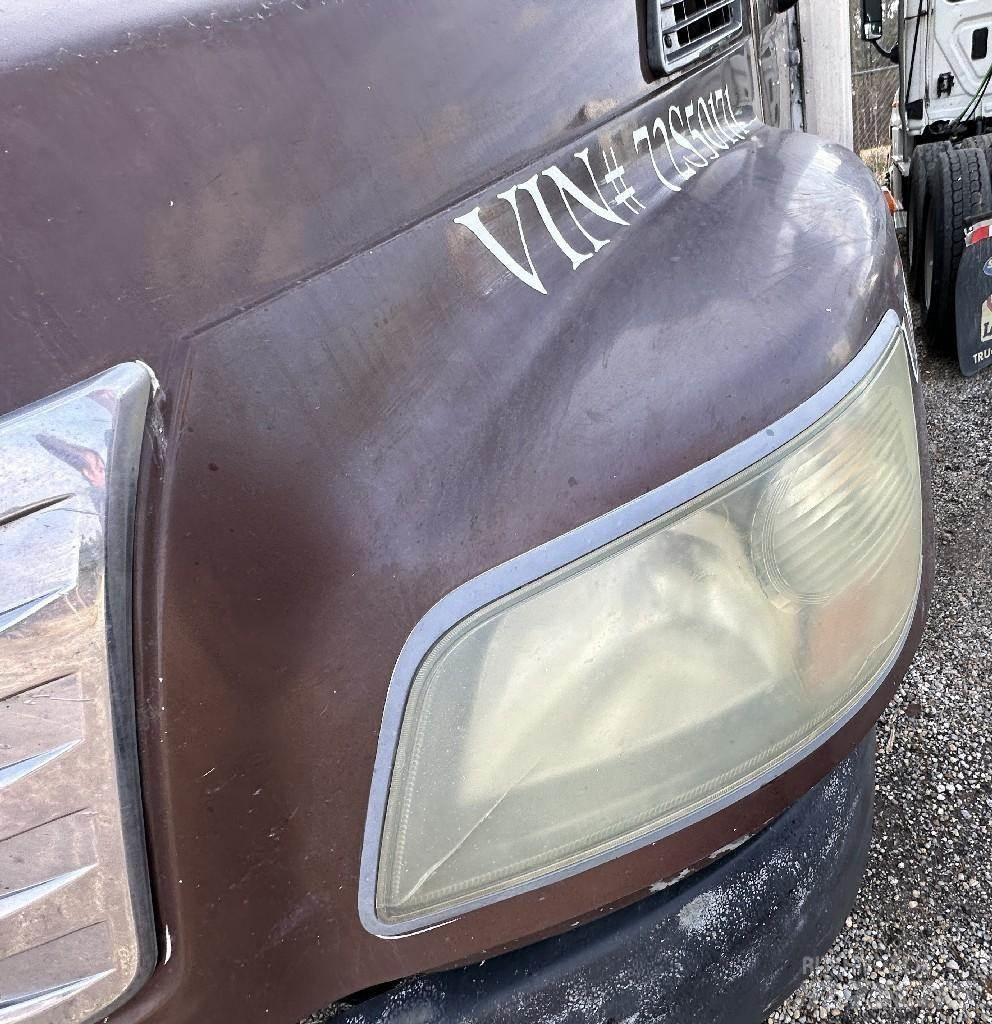 Hino 238 Ostale kargo komponente