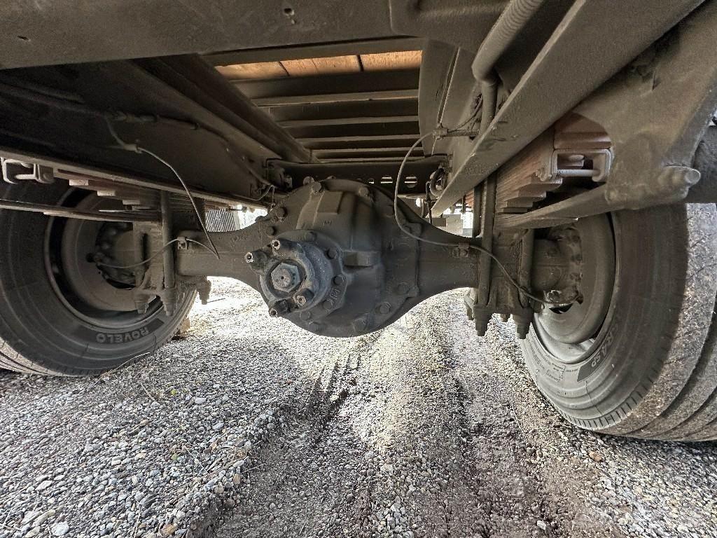 Hino 238 Ostale kargo komponente