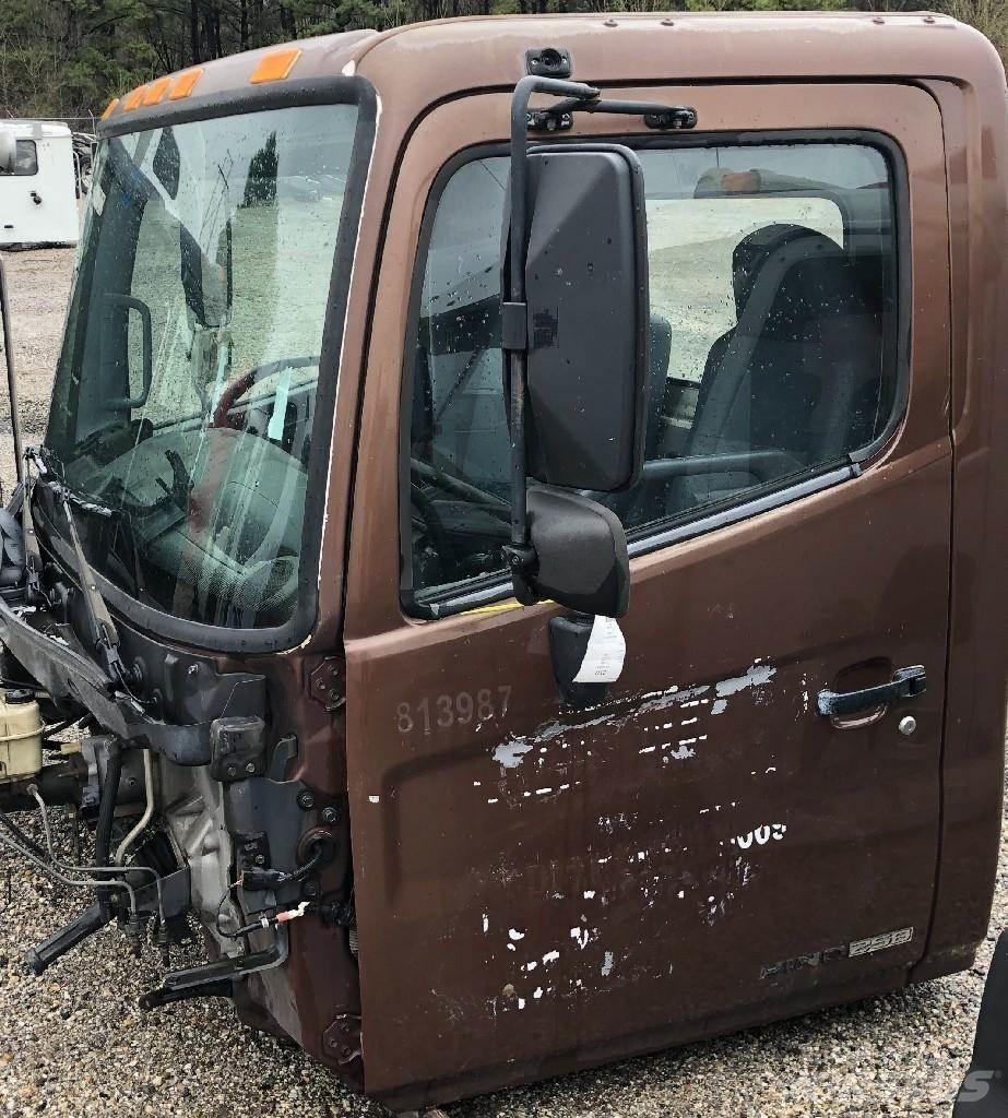 Hino 238 Ostale kargo komponente