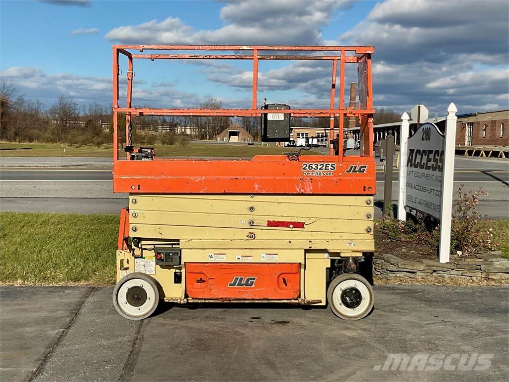 JLG 2632ES Makazaste platforme