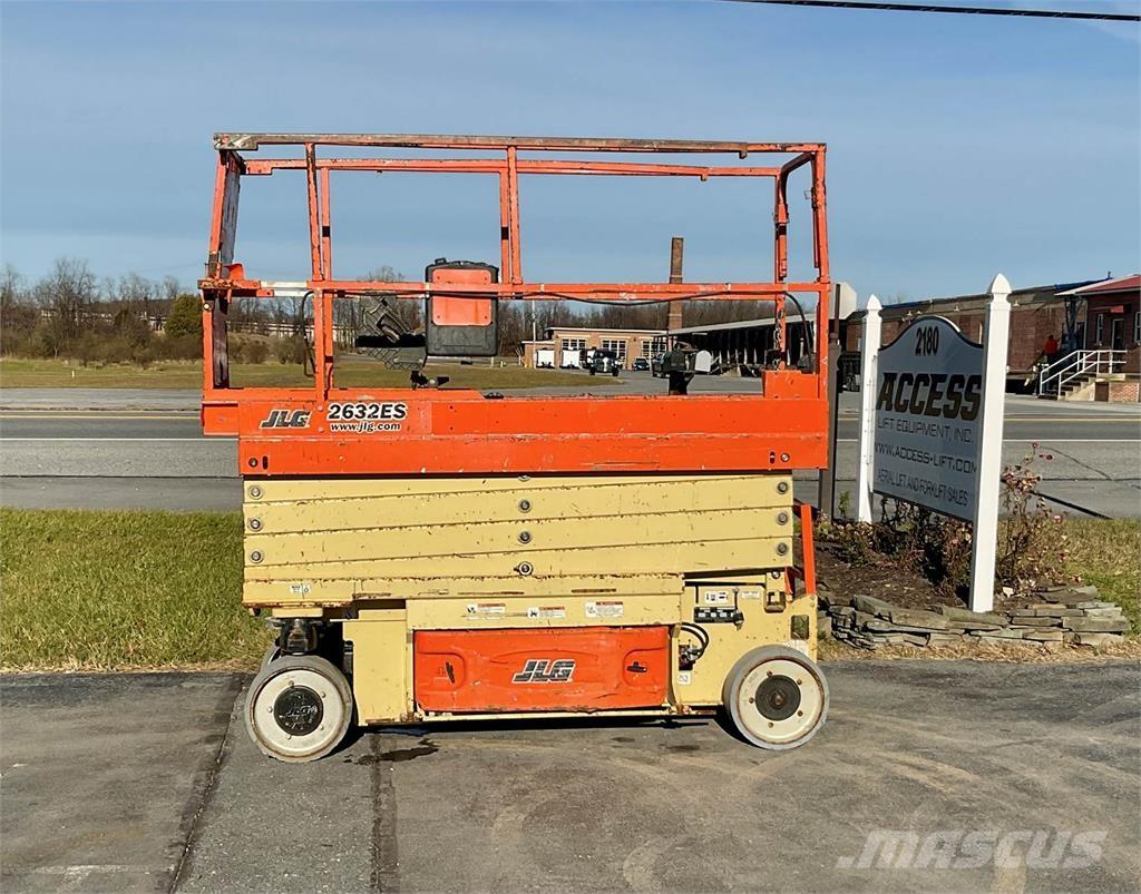 JLG 2632ES Makazaste platforme