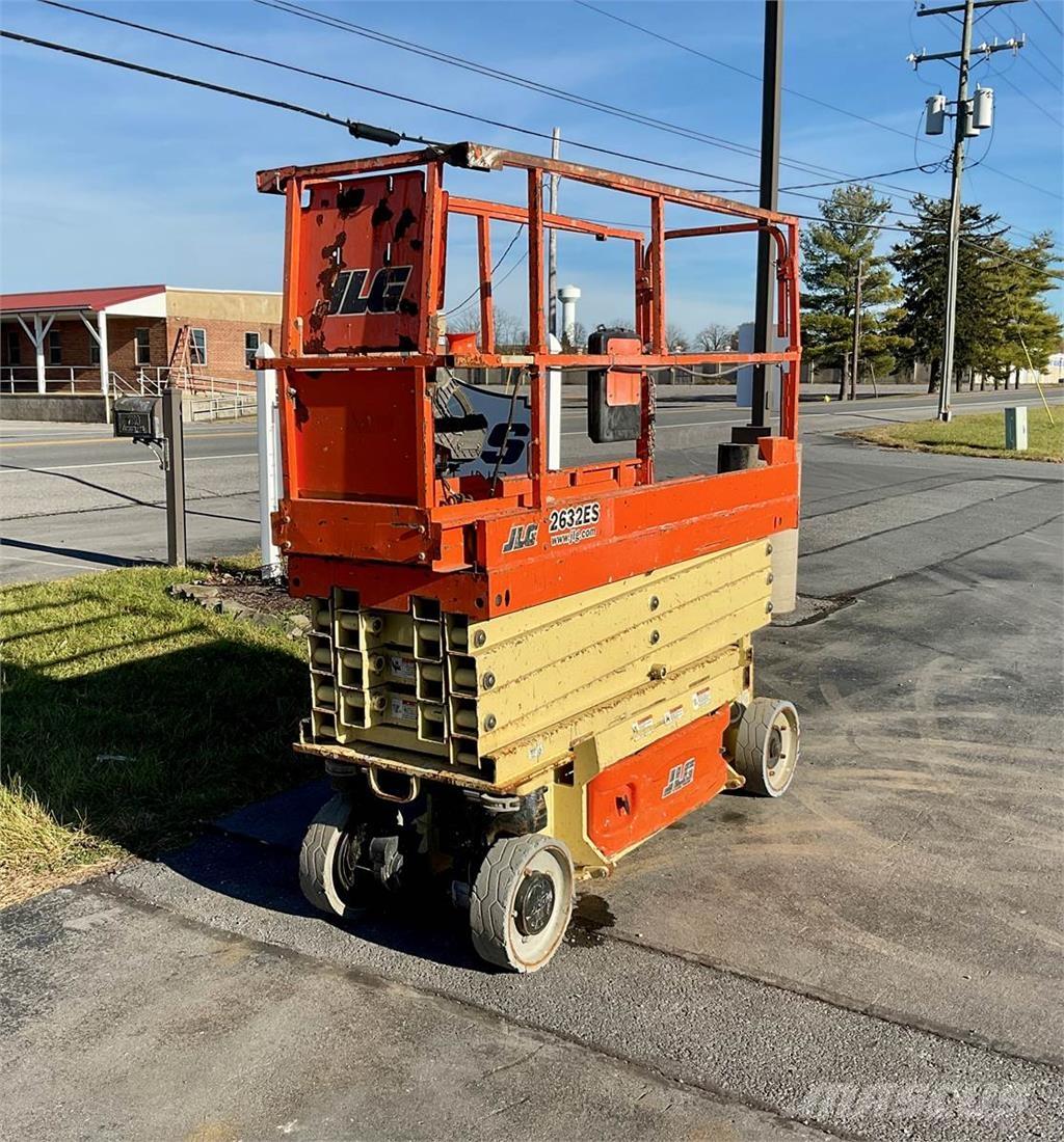 JLG 2632ES Makazaste platforme