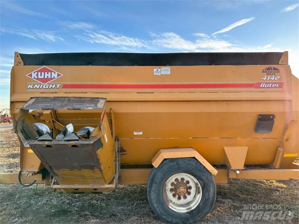Kuhn 4142 Mešaona stočne hrane