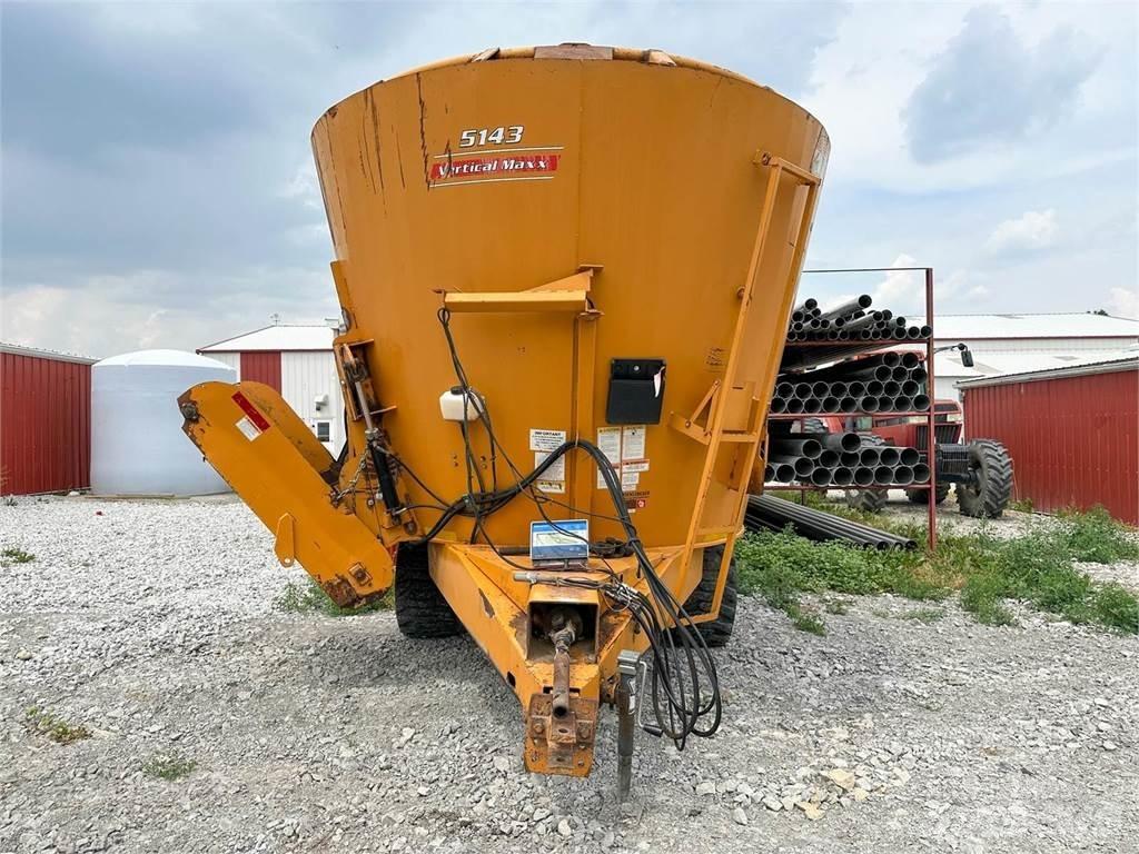 Kuhn 5143 Mešaona stočne hrane