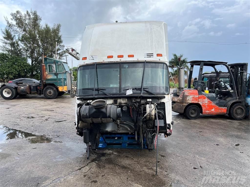 Mack CH613 Ostale kargo komponente
