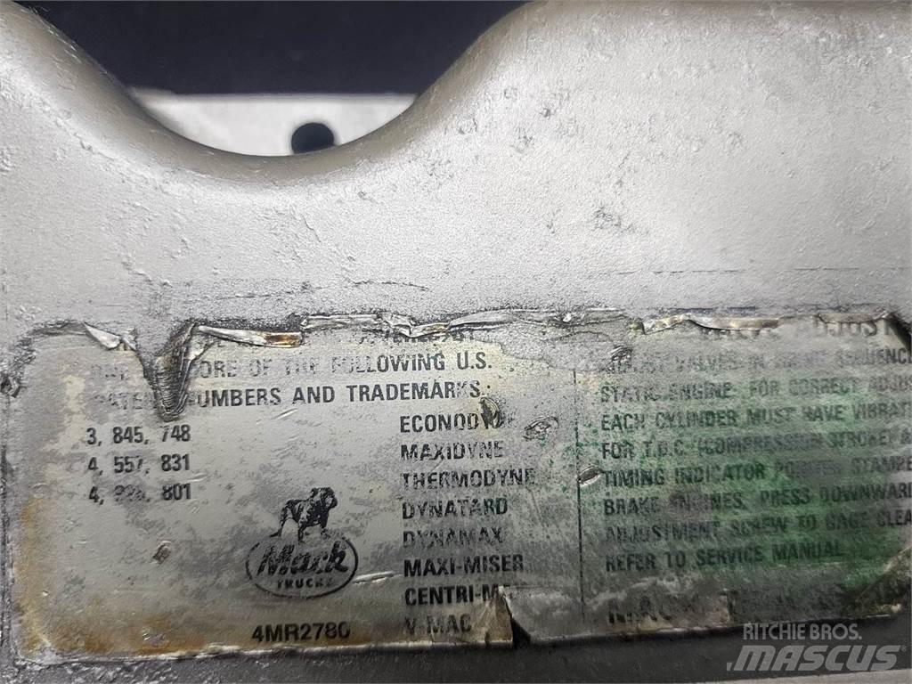 Mack E7 Ostale kargo komponente