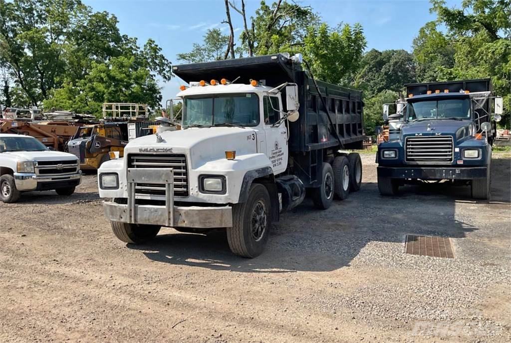 Mack E7 Kiperi kamioni