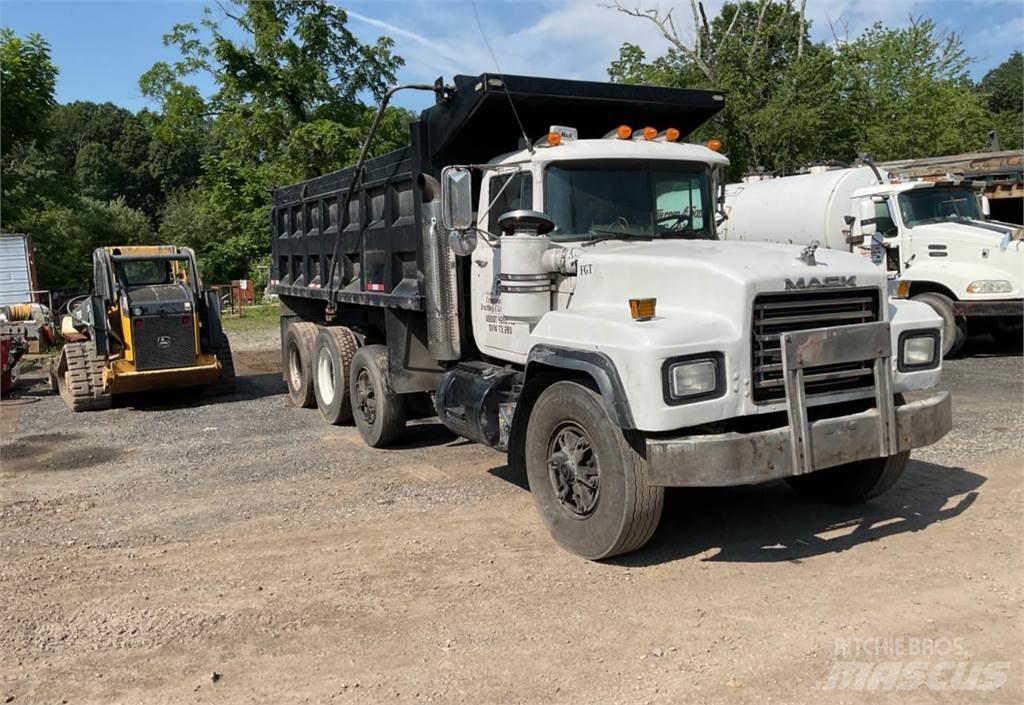 Mack E7 Kiperi kamioni