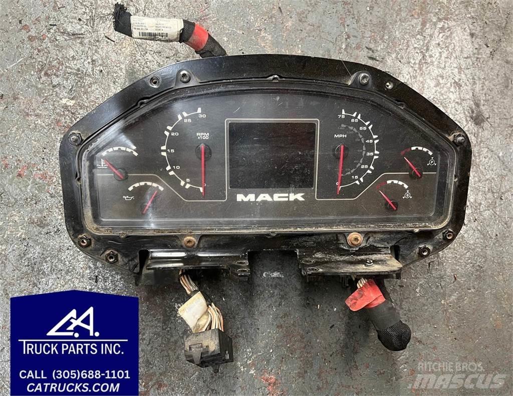 Mack LE613 Ostale kargo komponente