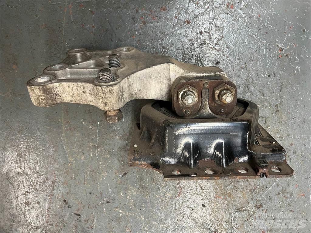 Volvo Mack Kargo motori