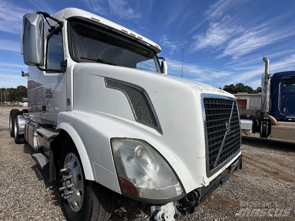 Volvo VNL Ostale kargo komponente