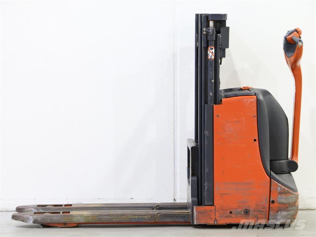 Linde D06/1160-00 Ručni električni viljuškar