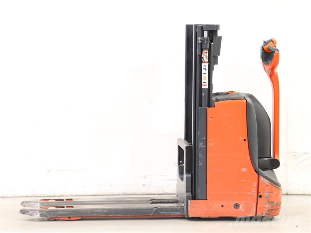 Linde D06/1160-00 Ručni električni viljuškar