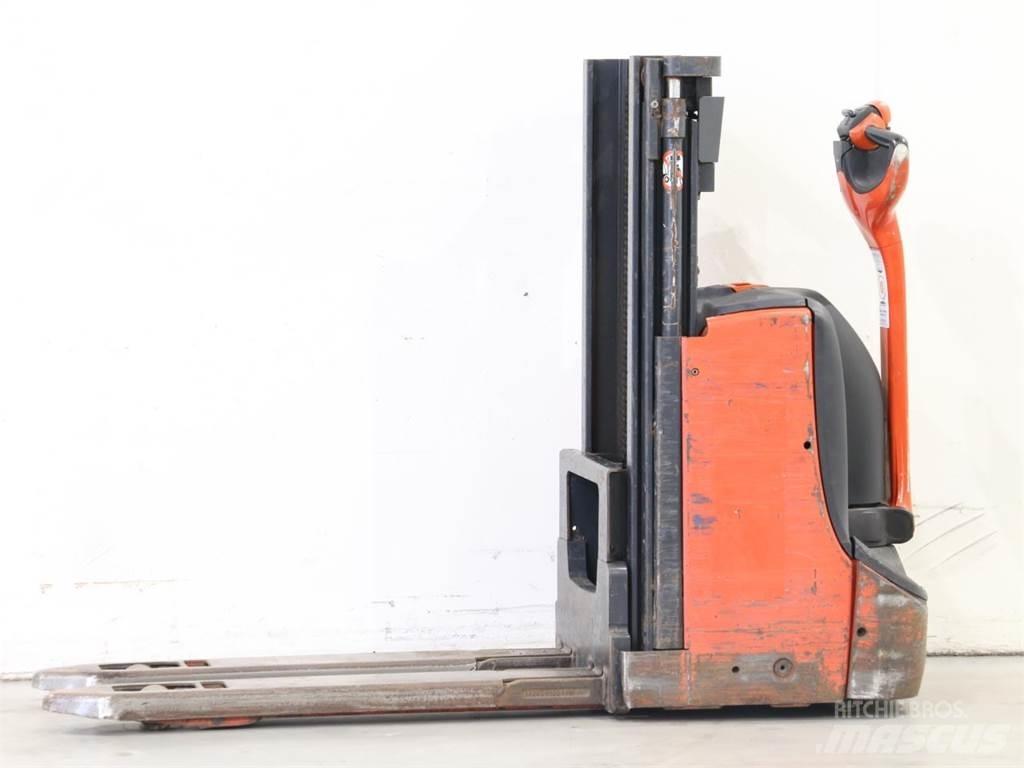 Linde D08/1160-00 Ručni električni viljuškar