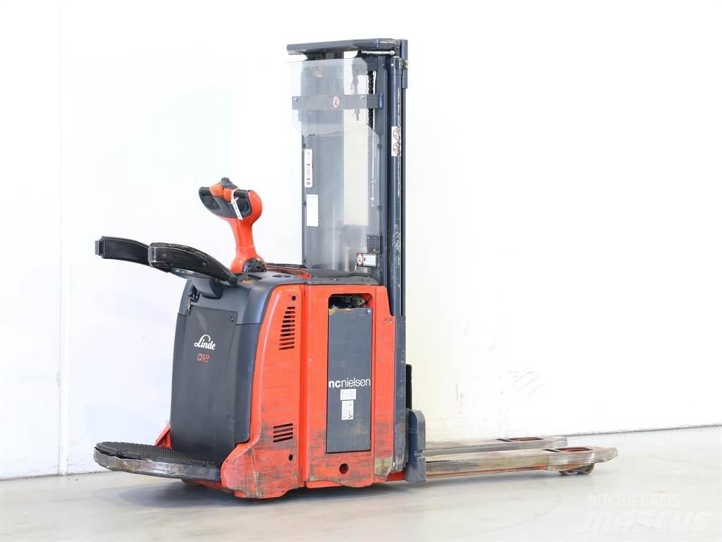 Linde D12AP/133 Ručni električni viljuškar