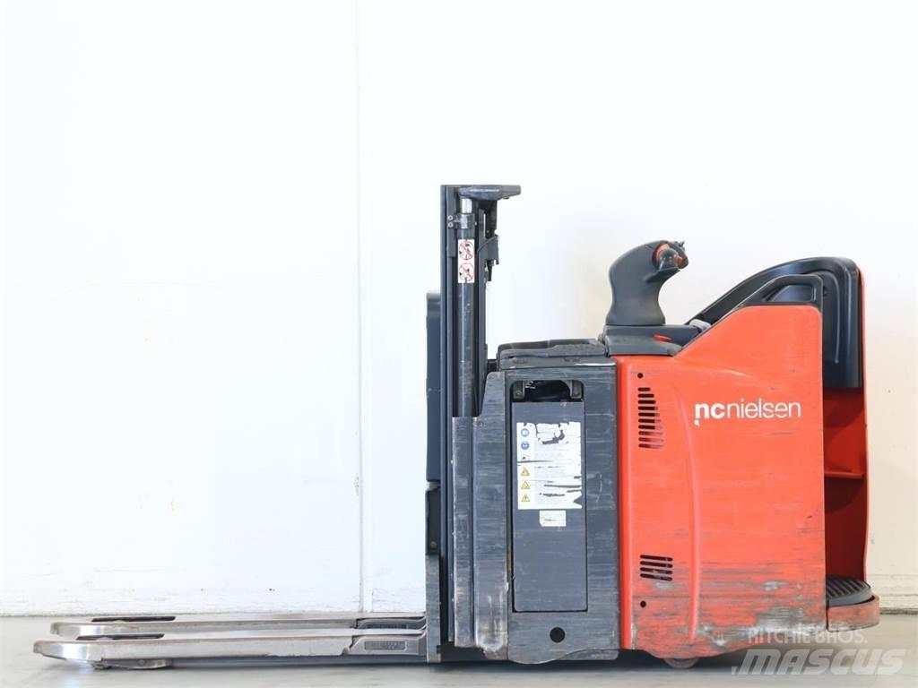 Linde D12HPSP/133 Ručni električni viljuškar