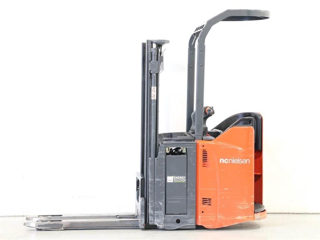 Linde D12SP/133 Ručni električni viljuškar