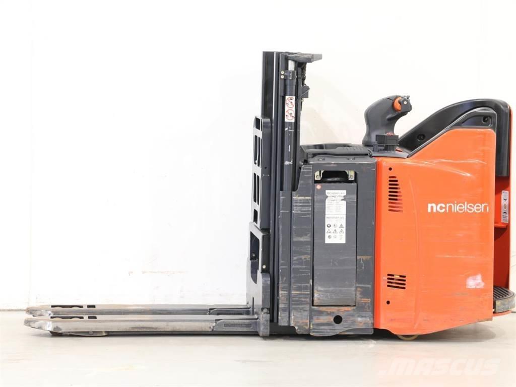 Linde D12SP/133-00 Ručni električni viljuškar