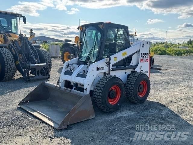 Bobcat A220 Skid steer mini utovarivači