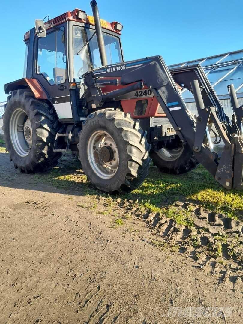 Case IH 4240 Traktori