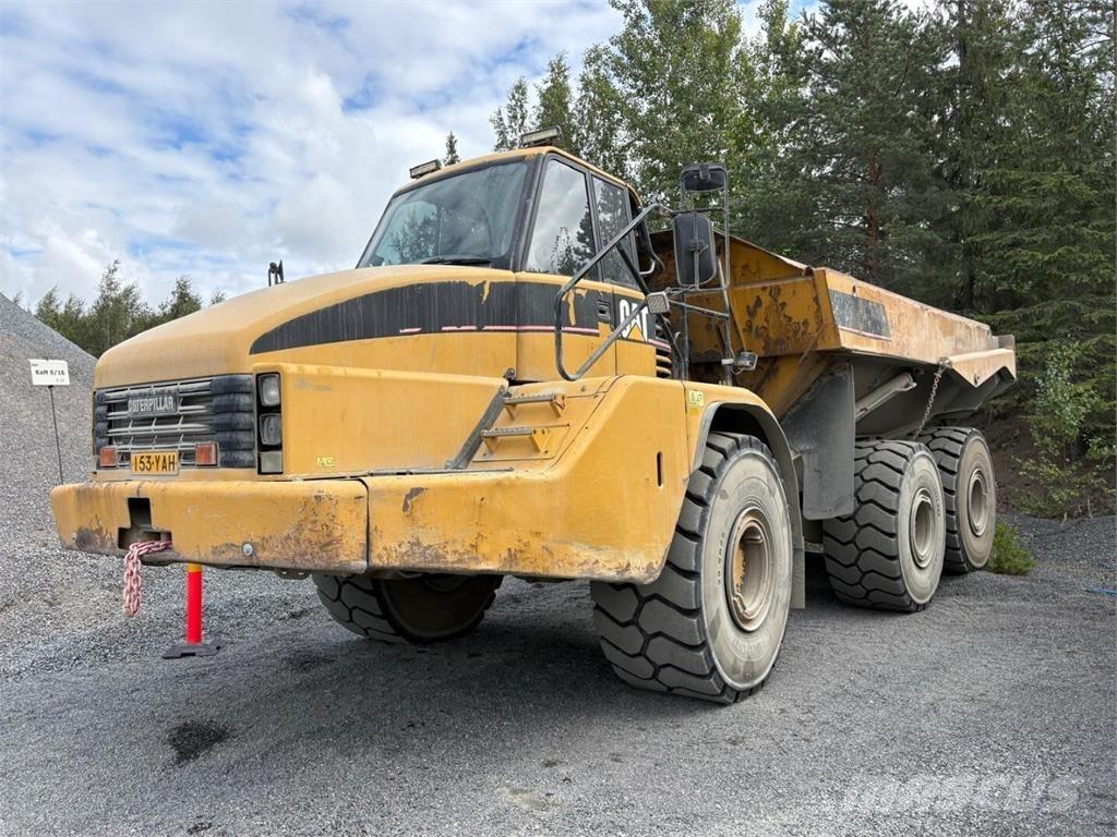 CAT 740 Zglobni damperi