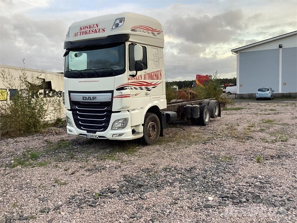 DAF XF 530 Kamioni-šasije