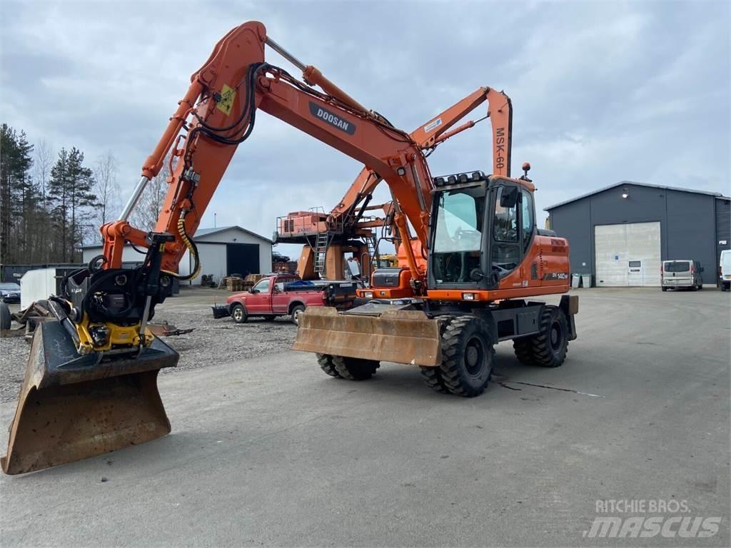 Doosan DX 140W Bageri točkaši