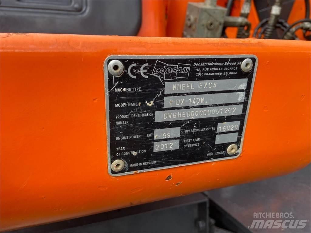 Doosan DX 140W Bageri točkaši