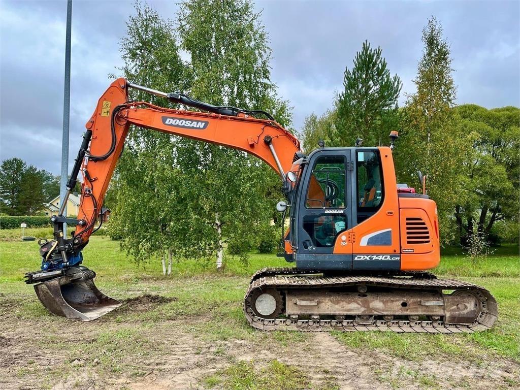 Doosan DX140LC Bageri guseničari