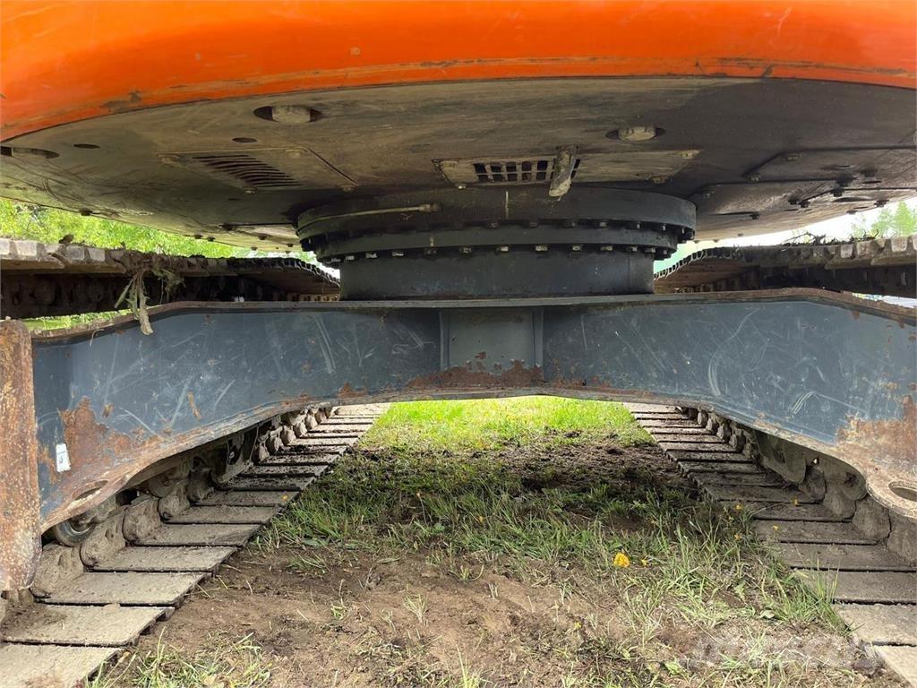 Doosan DX140LC Bageri guseničari