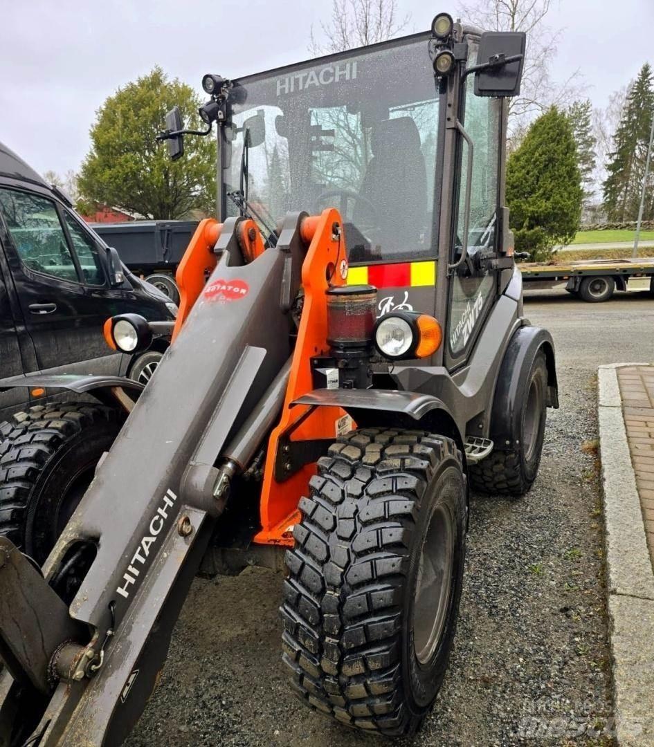 Hitachi ZW75 Mini utovarivači