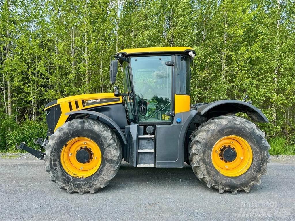JCB Fastrack 4220 Traktori