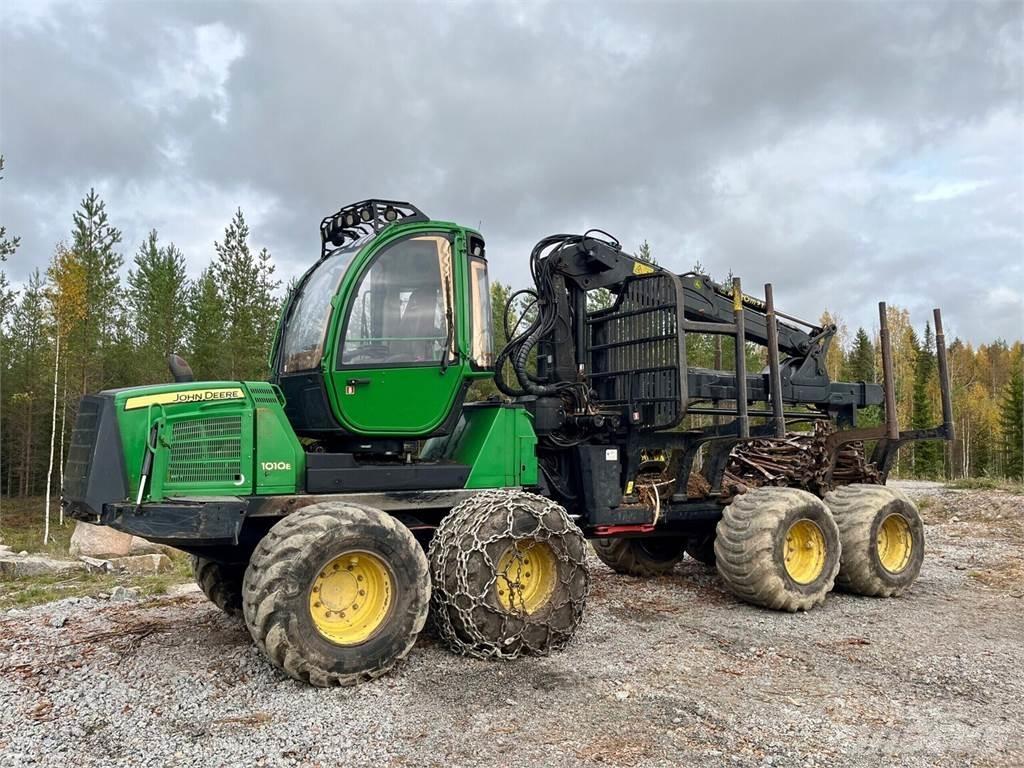 John Deere 1010E Forvarderi