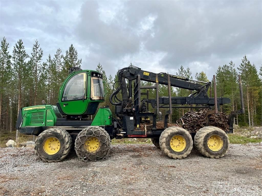 John Deere 1010E Forvarderi