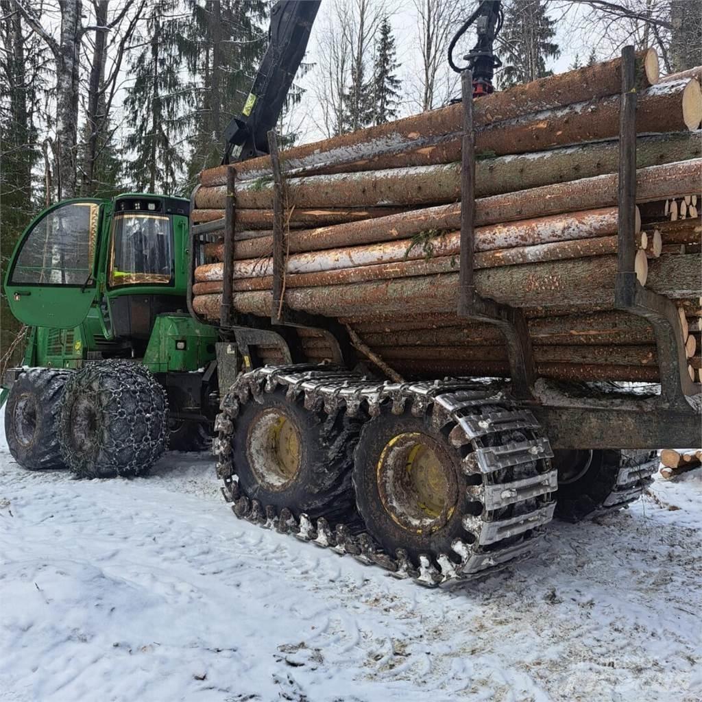 John Deere 1110E Forvarderi