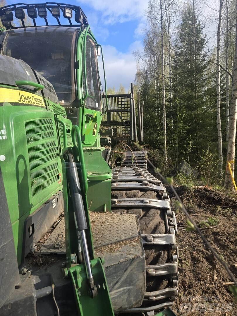John Deere 1210 G Forvarderi
