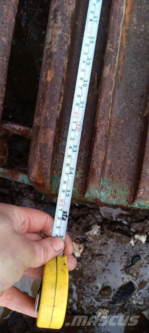  Kaivuri telat Gusenice, lanci i podvožje