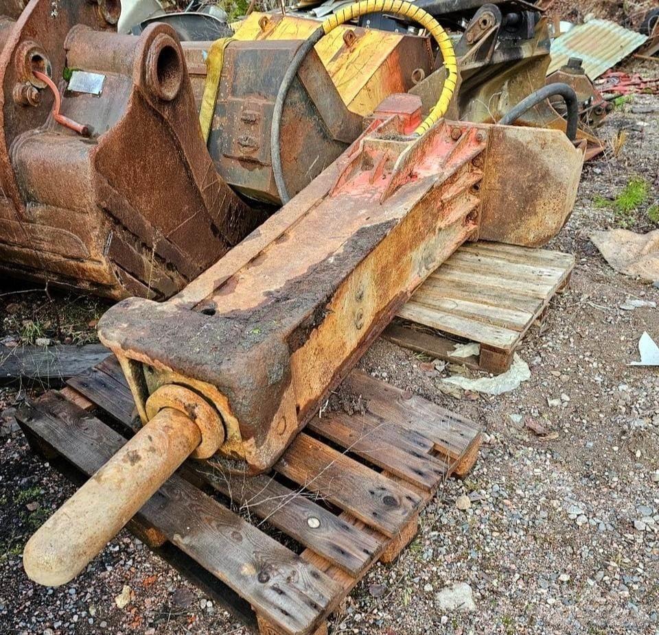 Rammer E64 Čekići