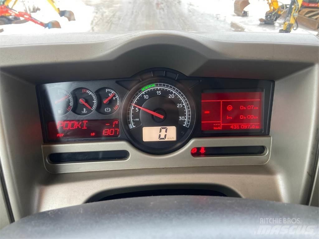 Sisu C 600 2+2 Kamioni za prevoz šumarskih mašina