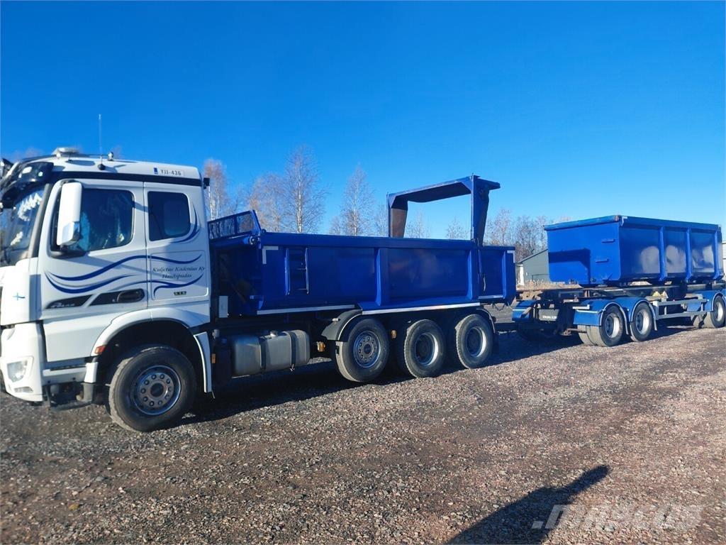 Sisu CM16M 8x4 Kiperi kamioni
