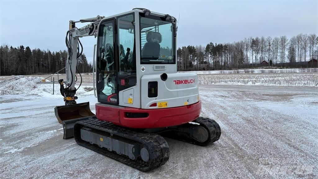 Takeuchi TB257FR Mini bageri < 7t