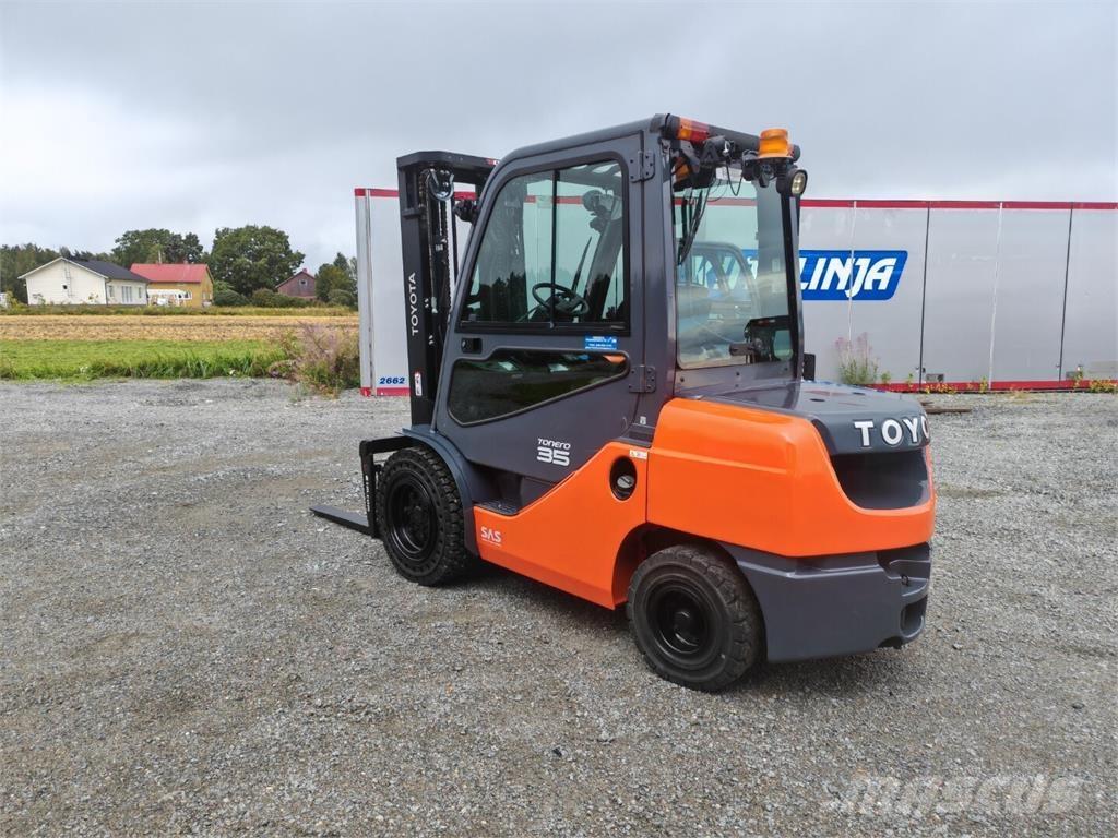 Toyota 02-8FDJF35 Dizelski viljuškari