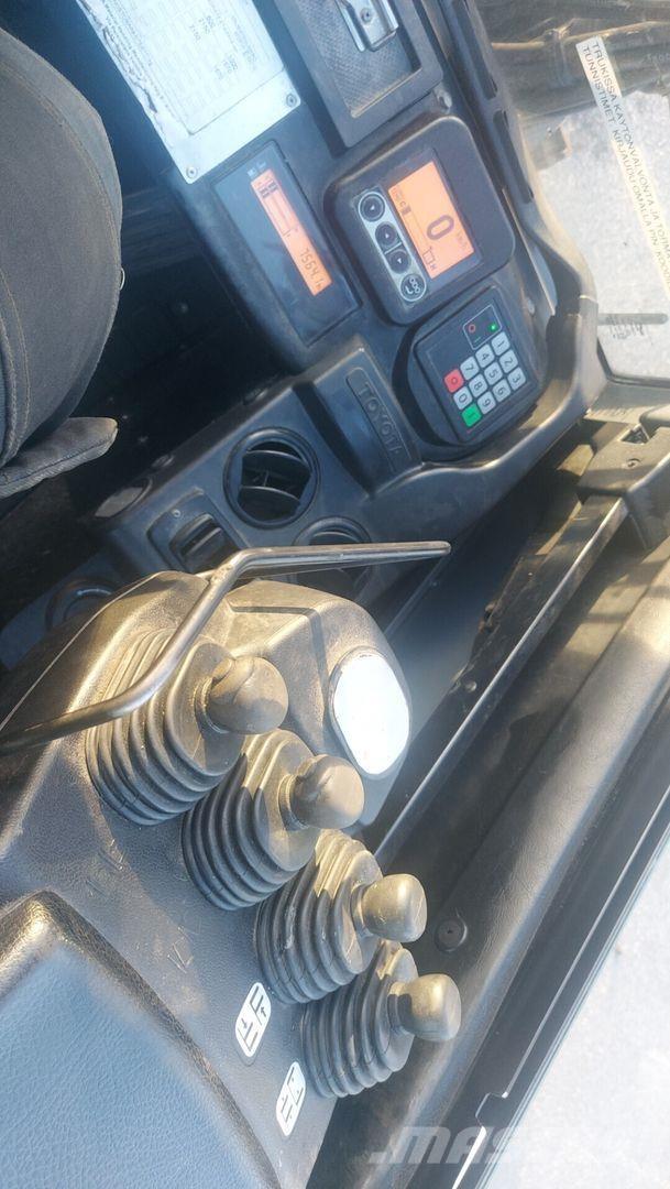 Toyota 8FDF25 Dizelski viljuškari