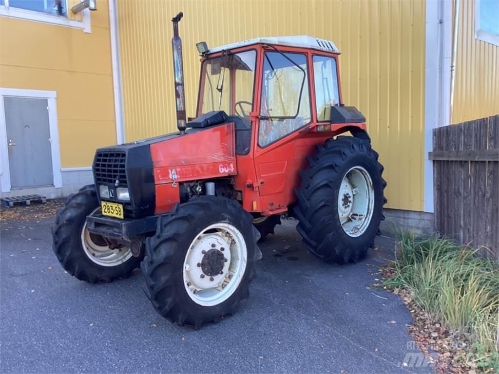 Valmet 4x4 Traktori
