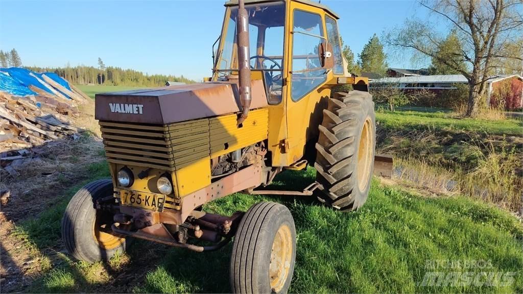 Valmet 702 Traktori
